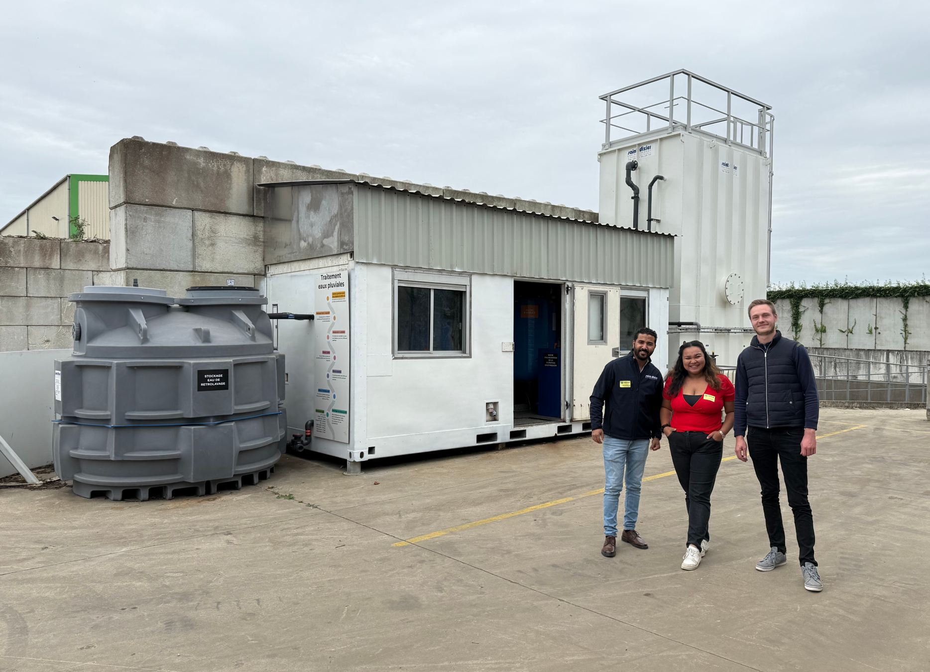 Image des équipes sur le chantier Depolia réalisé par Saint Dizier environnement